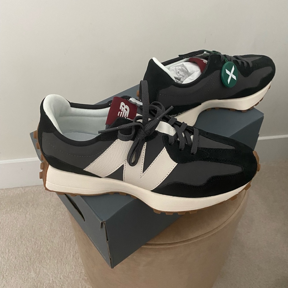 New Balance Women’s 327 Sneakers